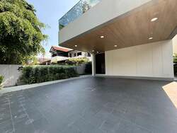 Mount Sinai Drive (D10), Detached #559838501